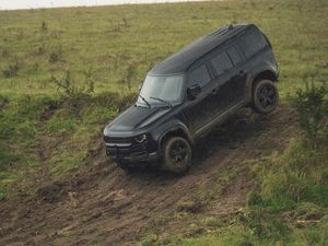 Supporting image for story: New Land Rover Defender gets starring role in upcoming James Bond film