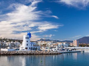 Supporting image for story: Fact check: Pensioners in Spain and France are excluded from winter fuel payment