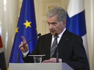 Supporting image for story: Finnish president to make first public declaration about desire to join Nato