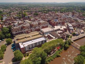 Supporting image for story: Council backs plan to retain Shrewsbury town centre bus station 