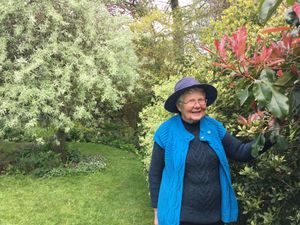 Supporting image for story: Whittington Open Gardens to raise money for Save The Children