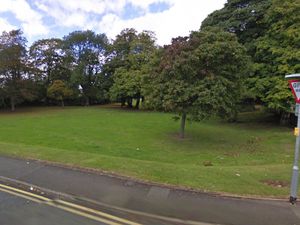 Supporting image for story: Man, 27, bottled in Sedgley after row with teenage gang