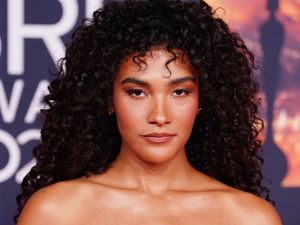 Supporting image for story: Olivia Dean and Sam Fender win song of the year as Brit Awards begin