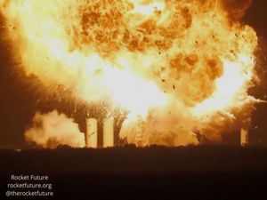 Supporting image for story: SpaceX rocket being tested in Texas explodes, but no injuries reported