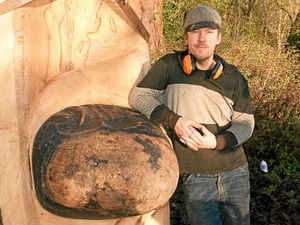 Supporting image for story: Conker Seat sculpture unveiled on Ellesmere trail