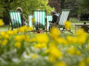 Supporting image for story: Bank holiday weekend expected to bring sunshine, showers and heavy traffic