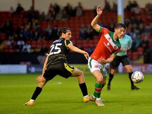 Supporting image for story: Walsall boss Matt Taylor tells Jack Earing to relax