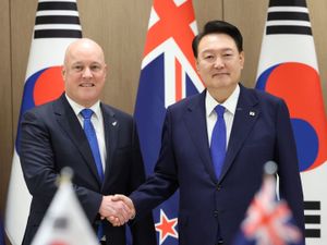 Supporting image for story: South Korea and New Zealand leaders condemn North Korean-Russian ties