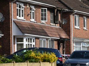 Supporting image for story: 'I heard shouting then saw plumes of smoke': Resident recalls deadly Wolverhampton house fire
