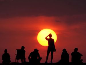 Supporting image for story: Climate change tripled deaths in European cities during recent heatwaves – study