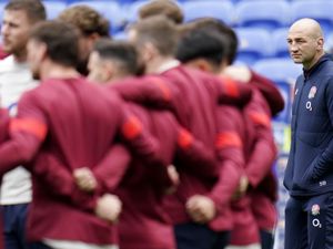 Supporting image for story: England boss names 17 players awarded first enhanced Elite Player Squad deals