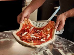 Supporting image for story: Review: Carluccio's all-new pizza range is full of chart-toppers