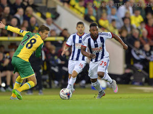 Supporting image for story: West Bromwich Albion boss Tony Pulis promises to play Stephane Sessegnon