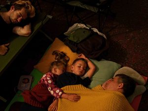 Supporting image for story: Ukrainian maternity hospital damaged in Russian drone attack
