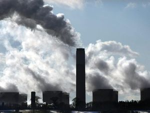 Supporting image for story: UK among worst records in Europe for pollution-related deaths, study finds