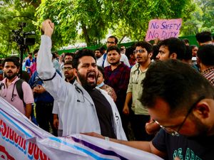 Supporting image for story: Indian doctors demand tougher laws after colleague raped and killed at hospital