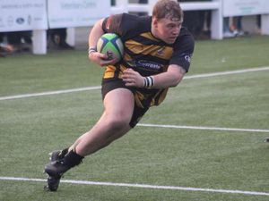 Dan Watts powers through for Stafford
