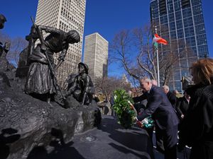 Supporting image for story: Taoiseach pauses to remember the millions who died or emigrated during famine