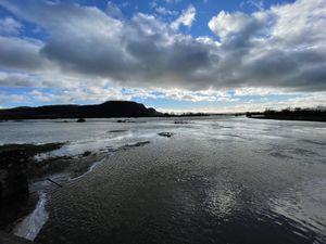 Supporting image for story: Flooding and high winds batter Shropshire with Severn still yet to peak