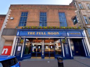 Platinum graded: Full Moon, Dudley