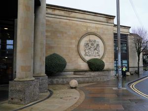 Supporting image for story: Lawyer at centre of alleged plot to kill him knew accused from pub, court told