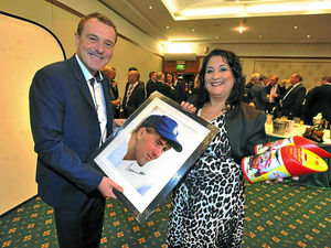 Supporting image for story: Cricket star Phil Tufnell bowls them over at charity bash