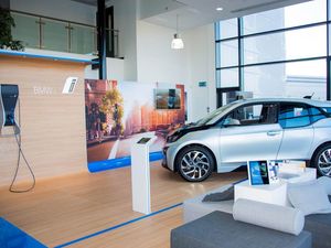 Supporting image for story: Lookers chief operating officer resigns