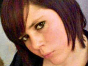 Supporting image for story: Boyfriend found woman, 20, dead in bed