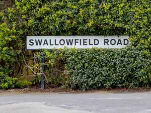 Supporting image for story: Sedgley street sign has a silent S after name is spelt wrong at end of road