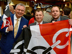 Supporting image for story: TV star Eamonn Holmes toasts new Stourbridge brewery