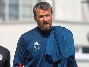 Supporting image for story: Fulham boss is not distracted by Chelsea talk ahead of Aston Villa play-off clash