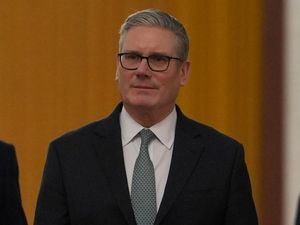 Supporting image for story: Starmer meets with Xi Jinping in bid for ‘more sophisticated’ China ties