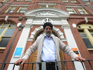Supporting image for story: Sikh worshippers in Wolverhampton gather for three-day memorial service for the Queen