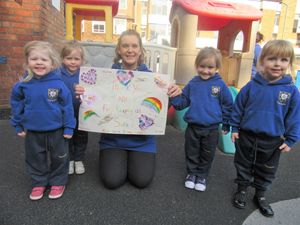 3-year olds Parker Thomas and Isabelle Dye both, Mrs Sally Bayliss and 4-year old Arlan Lannin and 3-year old Jessica Black