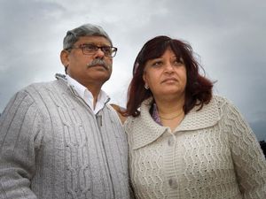 Supporting image for story: 1,000 postmasters take action over Post Office computer glitch claims