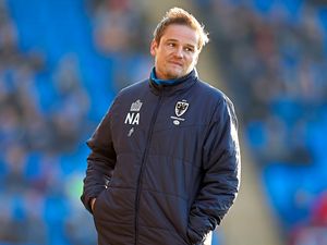 Supporting image for story: Sky Sports' Johnny Phillips: A bleak week for Neal Ardley and football managers