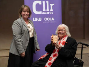 Supporting image for story: A lifetime legend: Tributes paid to veteran Kidderminster councillor on winning award after 51 years' service