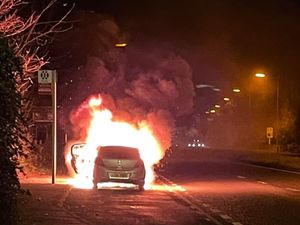 Supporting image for story: Mother recalls terrifying moment car burst into flames with her young children inside