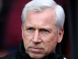 Supporting image for story: Alan Pardew: Things are going against West Brom