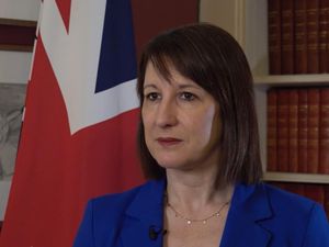 Supporting image for story: Weaker-than-forecast rebound in growth keeps Chancellor under pressure