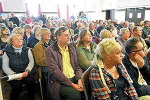 Supporting image for story: Hundreds meet to air their windfarm worries