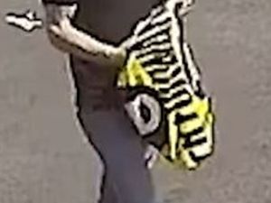 Supporting image for story: Police appeal after elderly woman, 90, hurt in Birmingham robbery