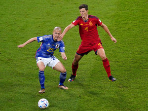 Supporting image for story: Aston Villa sign Spain defender Pau Torres from Villarreal