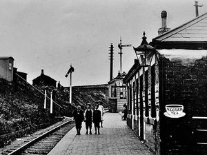 Supporting image for story: Pictures from the Past - September 30