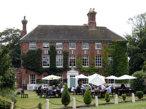 Supporting image for story: Hotel near Shrewsbury evacuated to tackle radiator fire