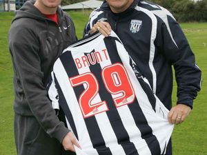 Supporting image for story: Chris Brunt on full circle with Tony Mowbray after boss makes emotional West Brom return