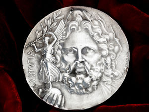 Supporting image for story: Rare 115-year-old Olympic medal sells for £4,000 in Birmingham