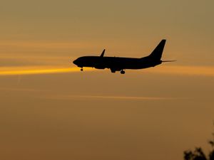 Supporting image for story: Inflation eases back again to 10.1% as air fares and fuel costs come down