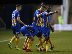 Supporting image for story: Shrewsbury Town 1 Gillingham 1 - Report and pictures 