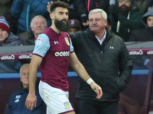 Supporting image for story: Aston Villa blow as Mile Jedinak faces up to three months out